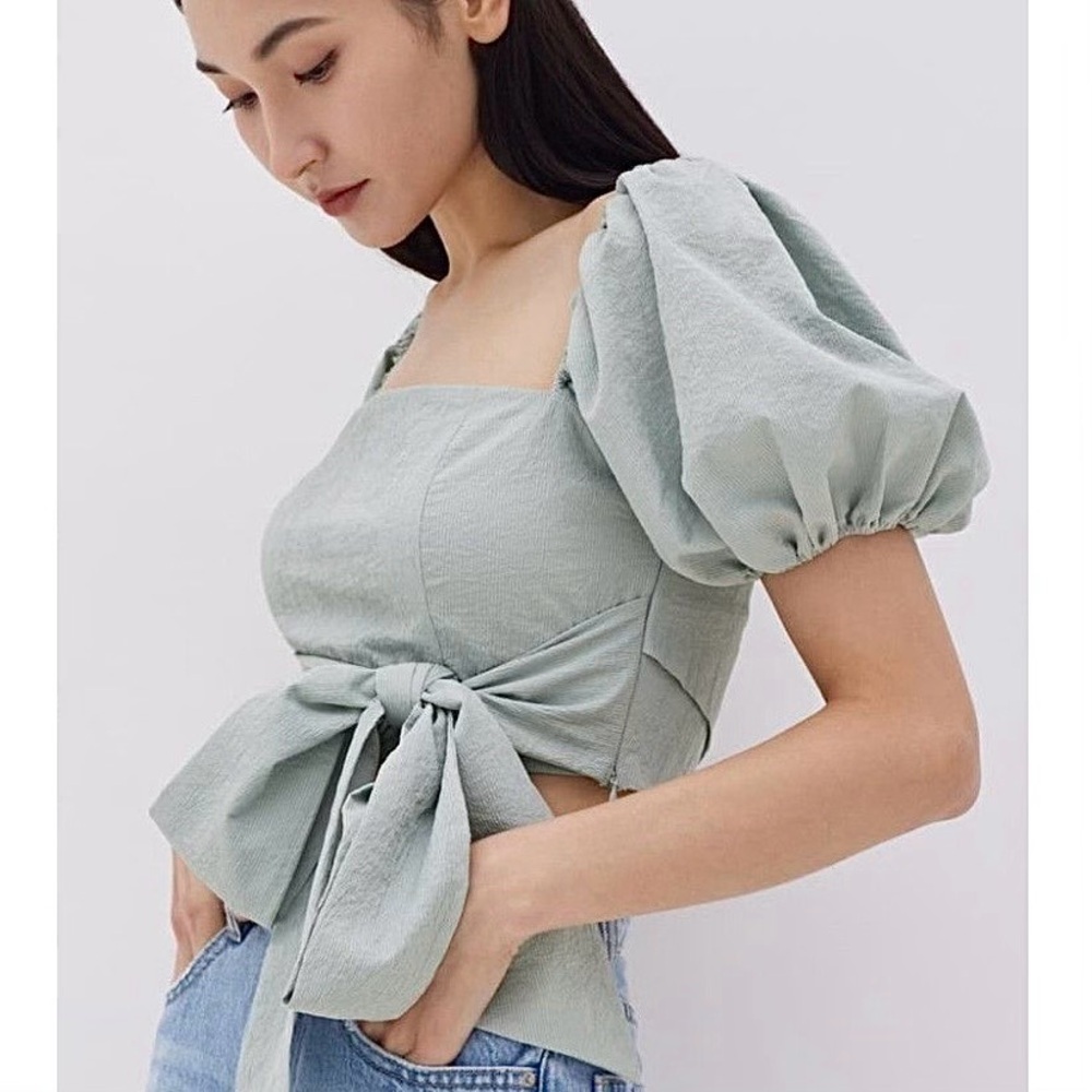 New Love Bonito Puff Sleeve Cropped Top Size 10 Large Tie Wrap Waist Sage Green